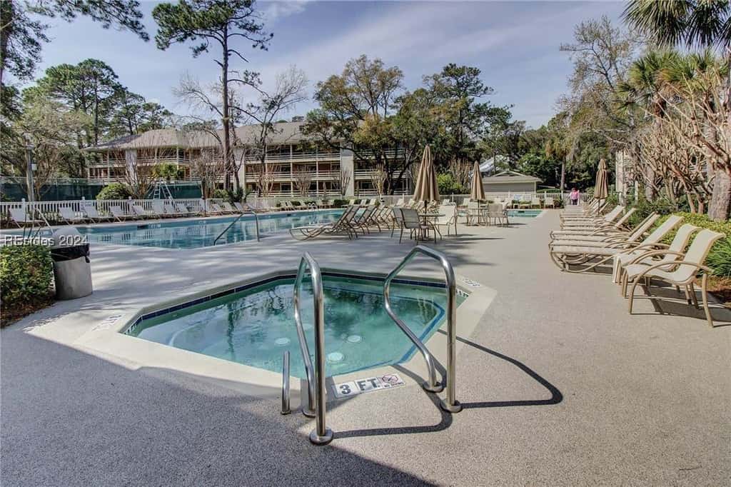 First-Floor Family Villa @ Fiddler’s Cove