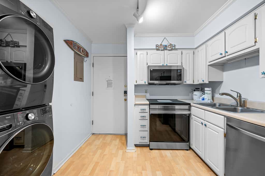 First-Floor Family Villa @ Fiddler’s Cove