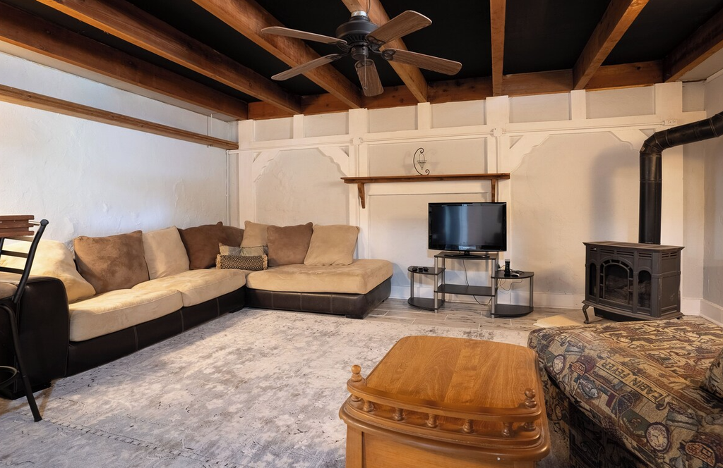 58 Meadowview Trail