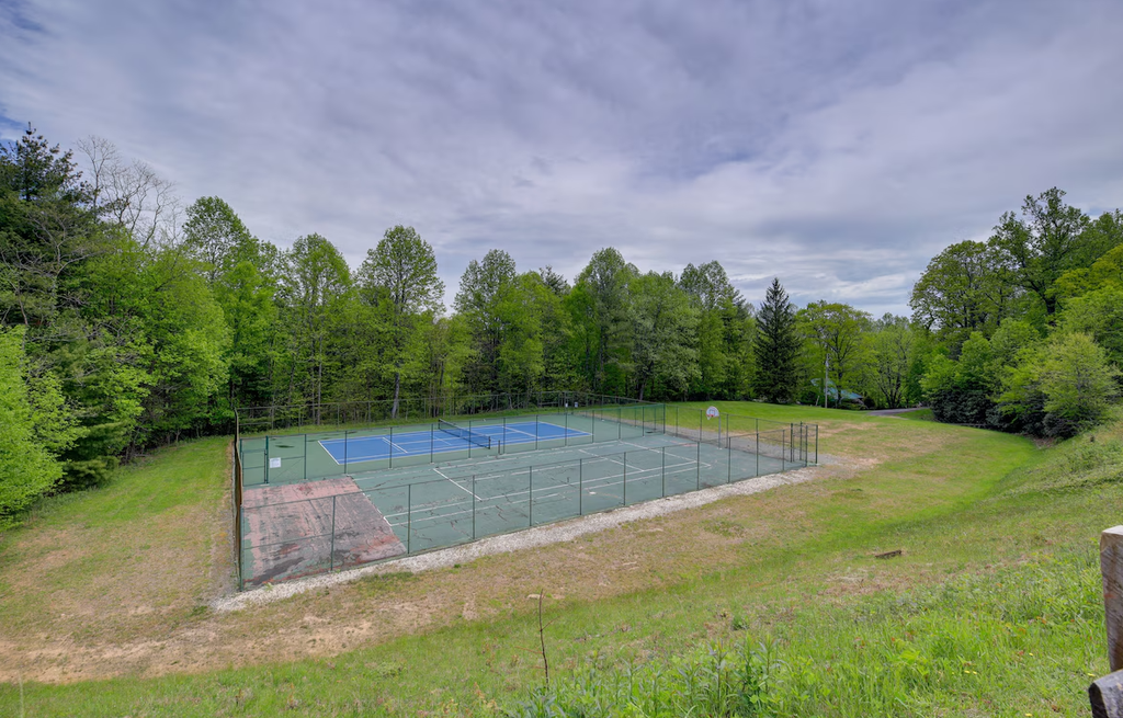 58 Meadowview Trail