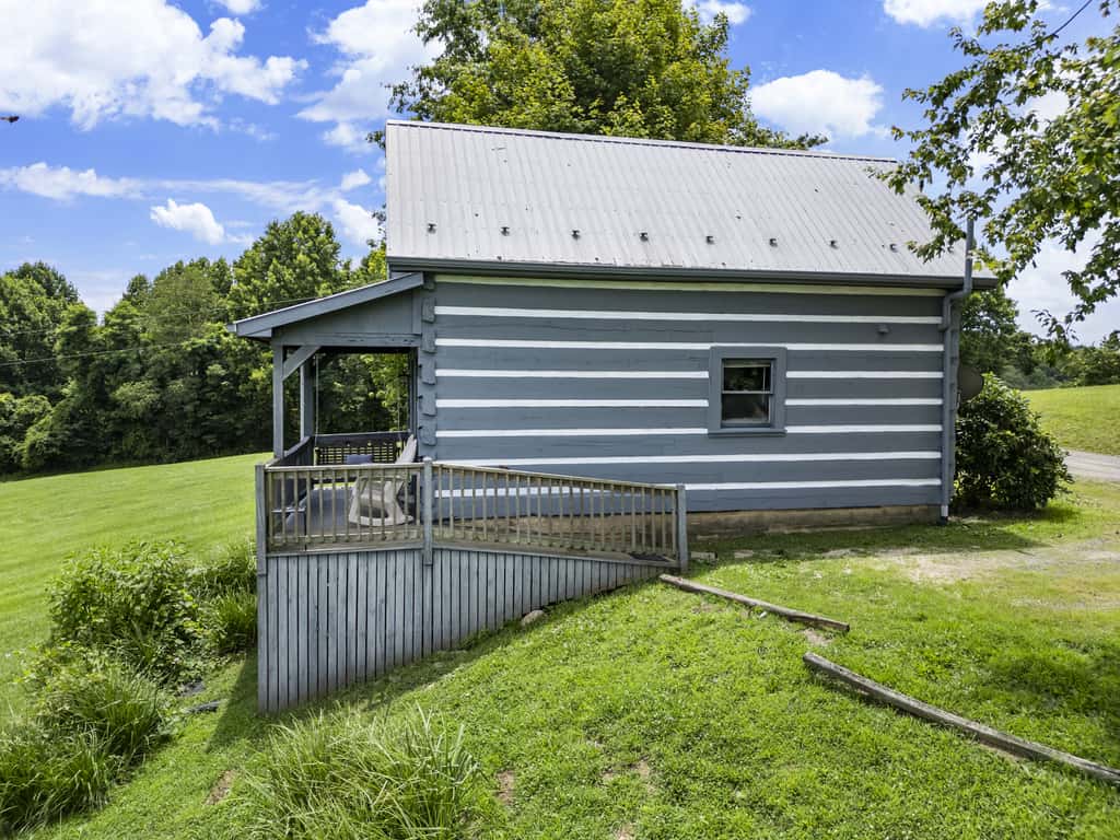 Pilot Mountain Cabin