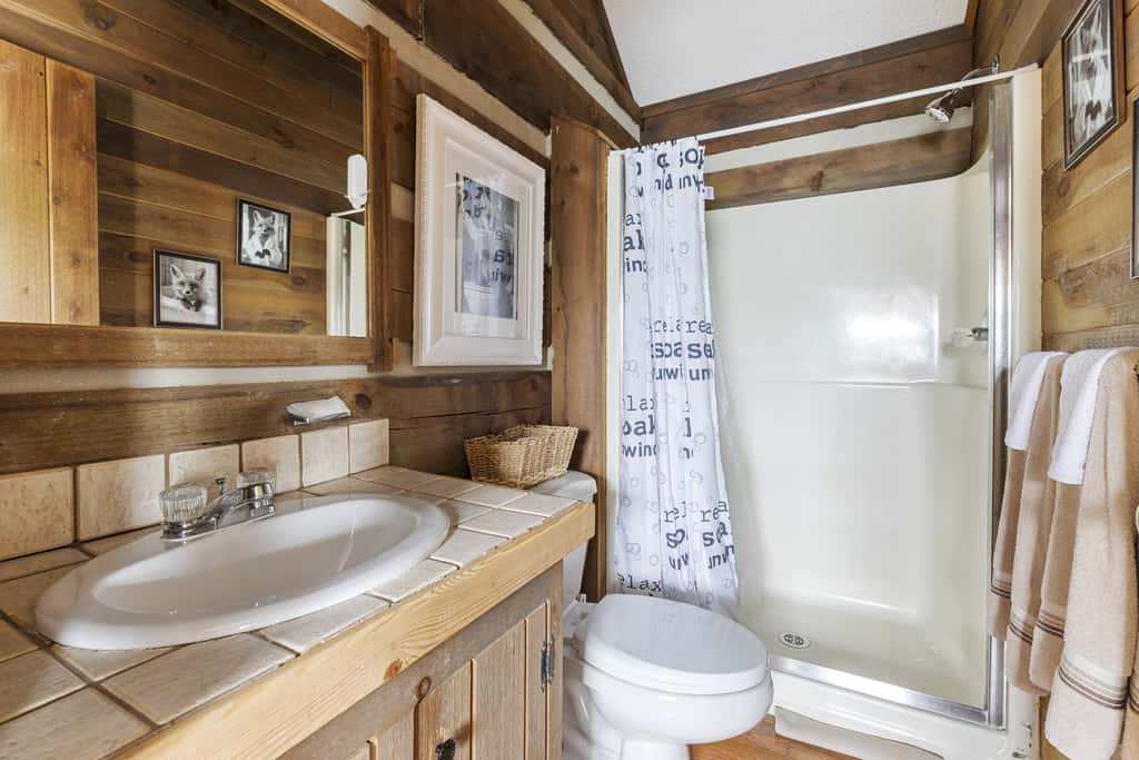 Groundhog Mountain Cabin