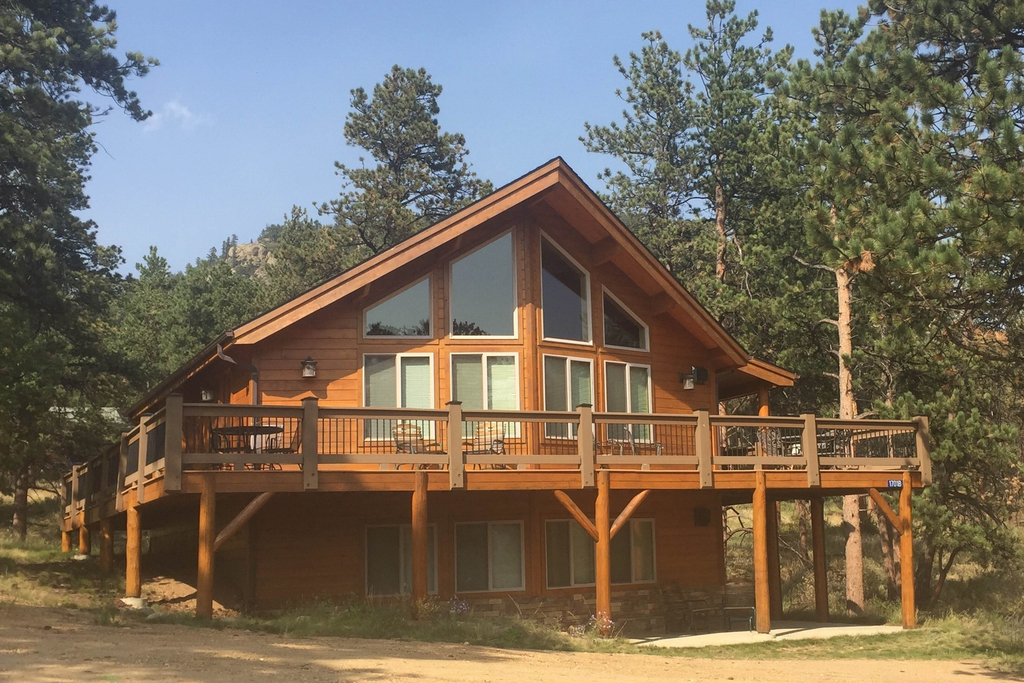 Twin Pines Cabin