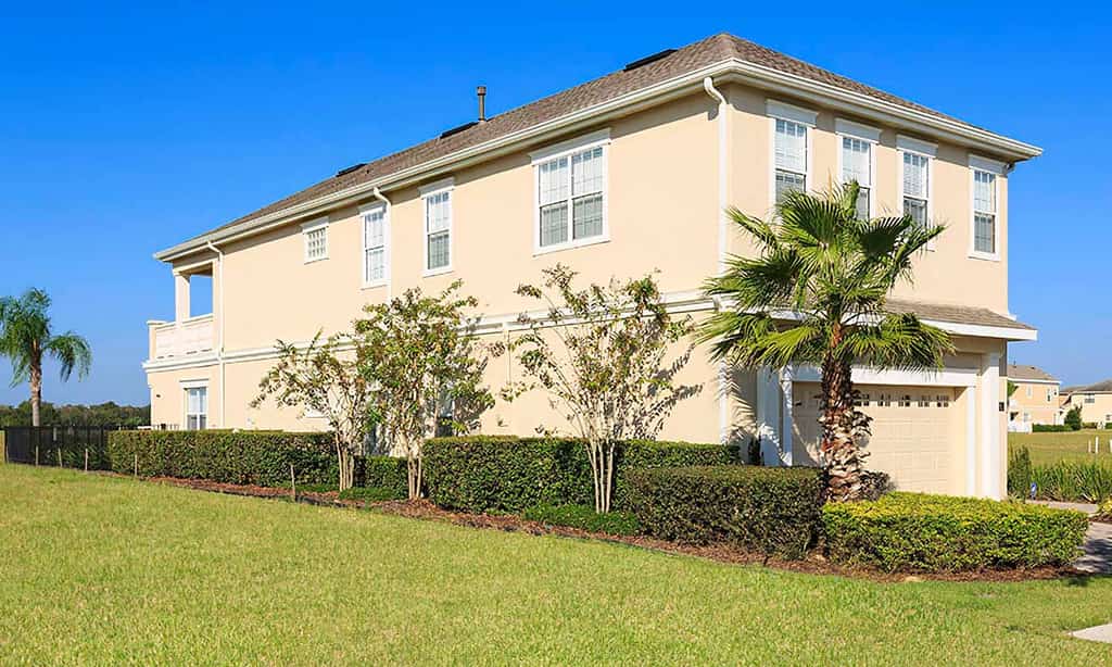 Lively Home with Water Views at Reunion
