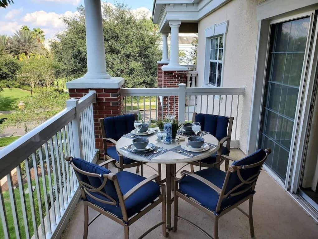 Spacious Elegant Condo with Private Balcony at Reunion