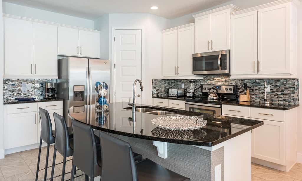 Modern 4 Bedroom Home with Game Room in Encore Resort