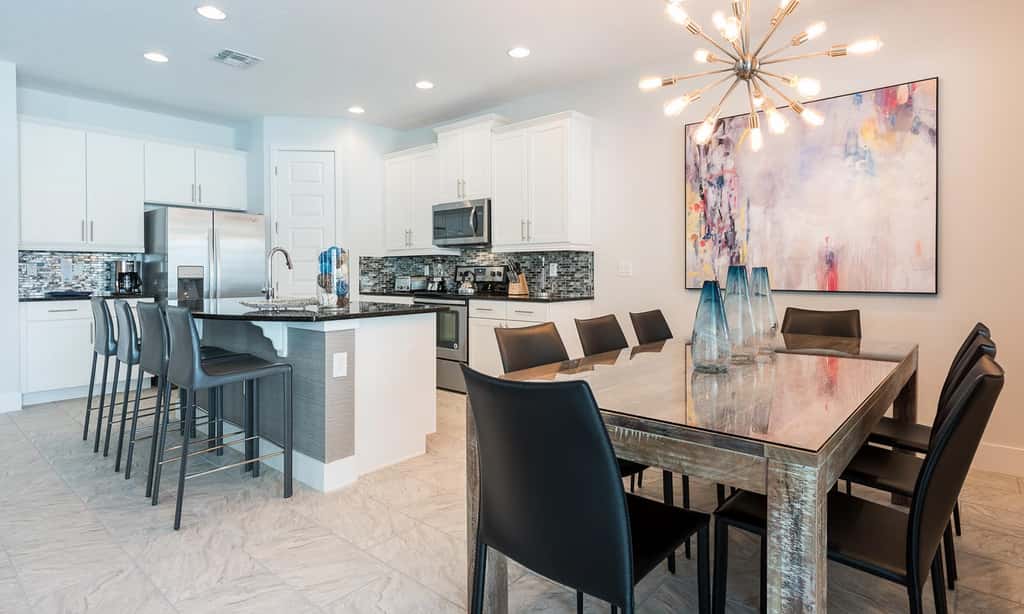 The Modern Manor