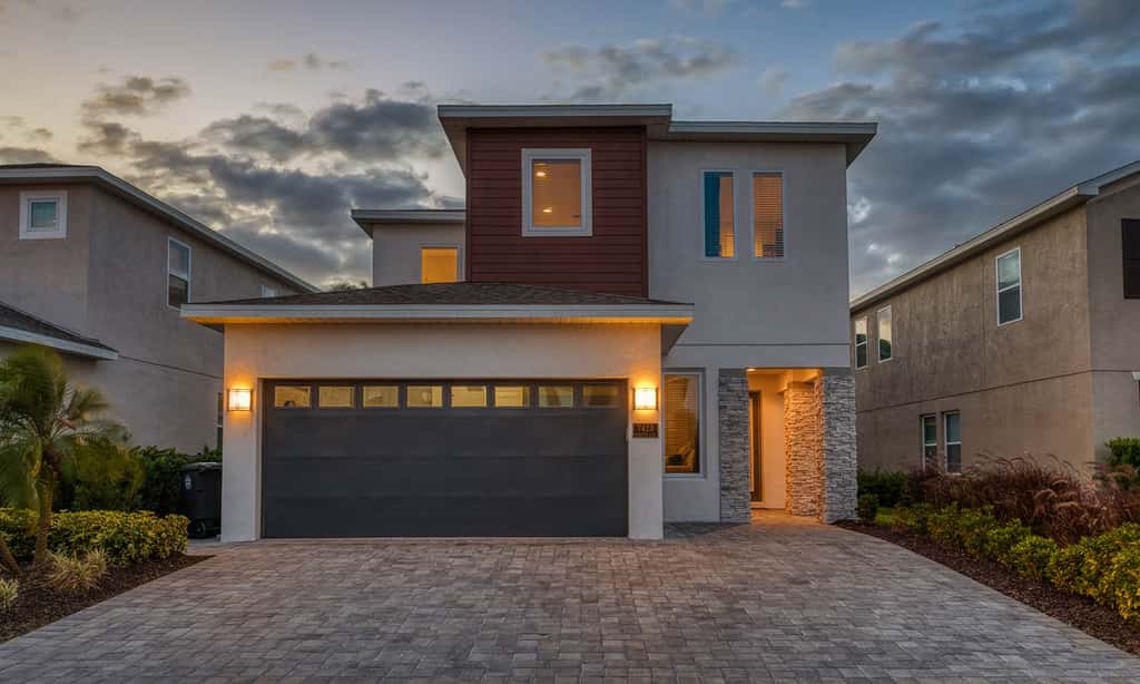 The Modern Manor