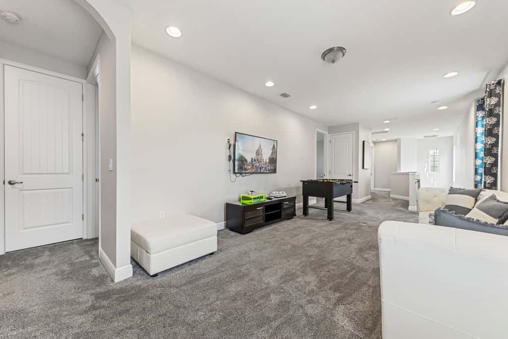 The Incredibly Airy Abode