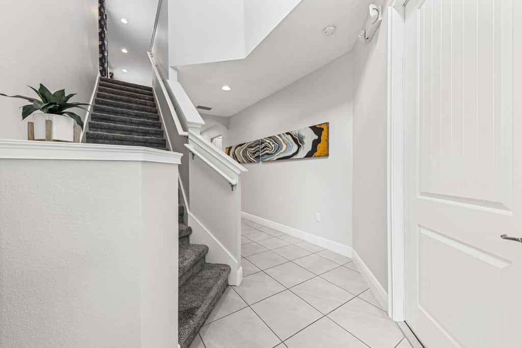 The Incredibly Airy Abode