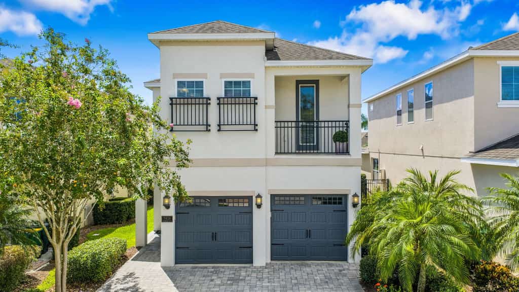 Airy House with Private Pool in Encore