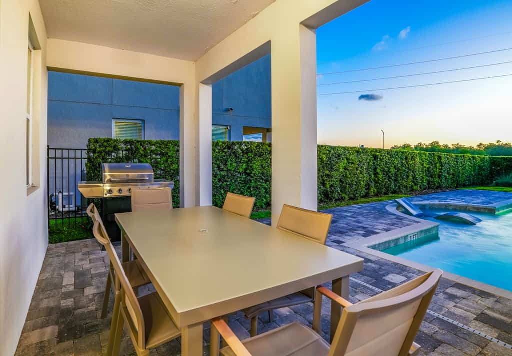 Serene Vibrant Villa with Games Room at Encore