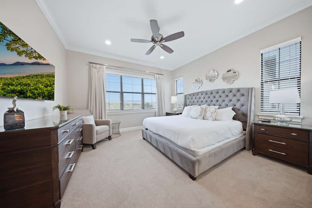 Upscale Villa with Home Theater at Reunion