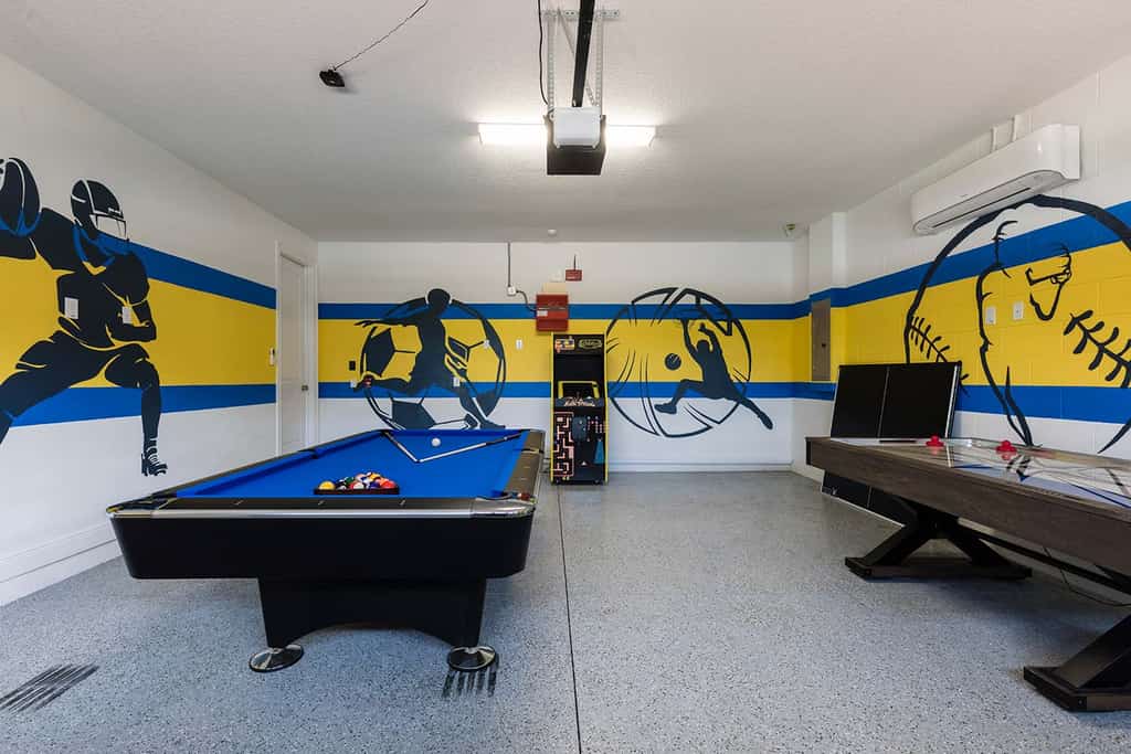 Cheery Villa with Games Room at Encore