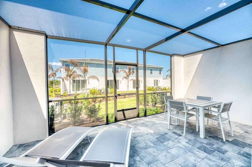 Magical Townhouse with Games Room at Reunion