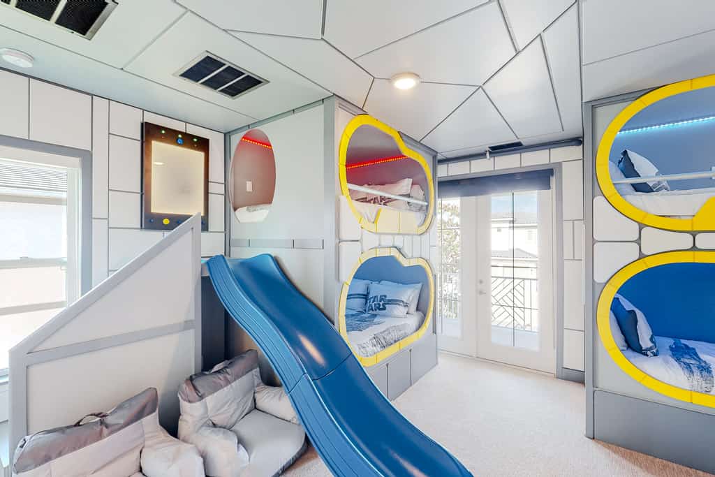Mania Bear's Den Mansion With Themed Bedrooms at Reunion