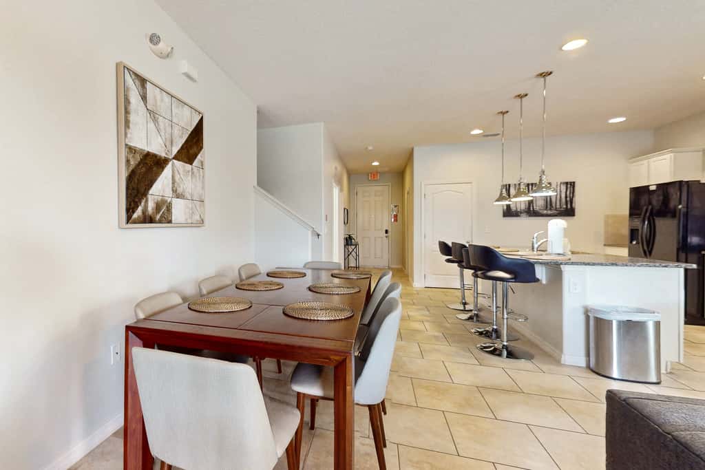 Lanai Luxury - Solterra