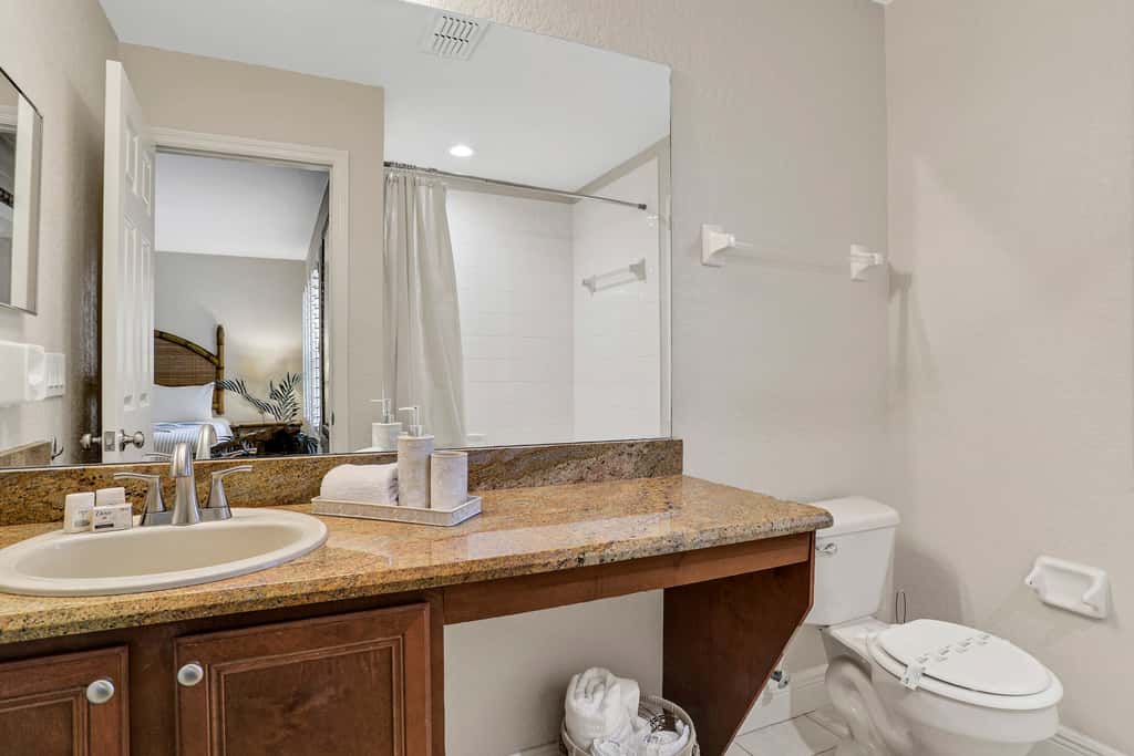 Mermaid Cove - Regal Palms Resort
