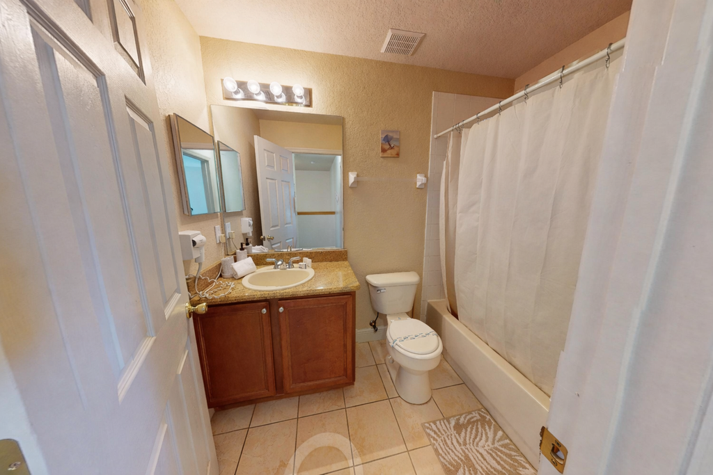 Mermaid Cove - Regal Palms Resort