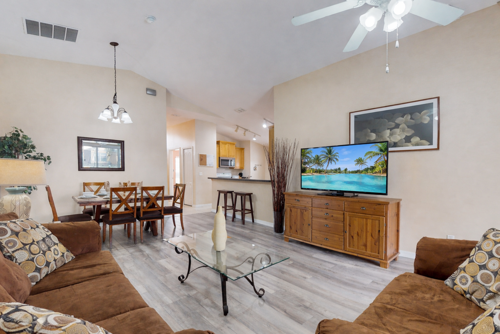 Your Florida Getaway for Fun, Pool, and Games, not far from Disney