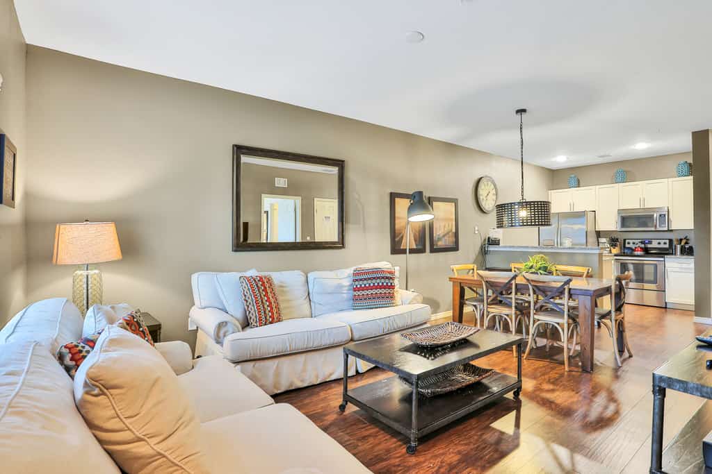 Luxurious Townhome W/ Free WiFi, Themed Kids Room & Shared Resort-Style Pool