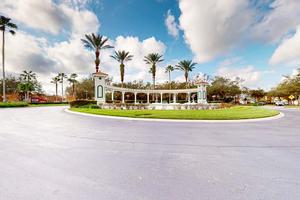 Emerald Island Gem - Emerald Island Resort