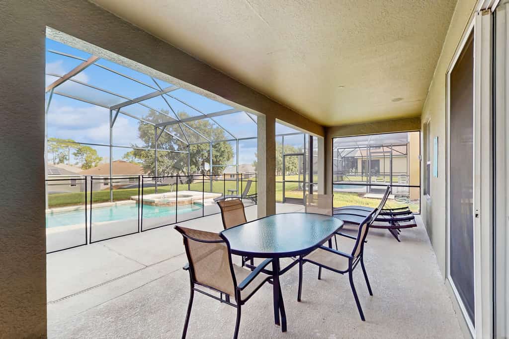 Spacious 6BR resort home with private pool, game room & near Disney parks