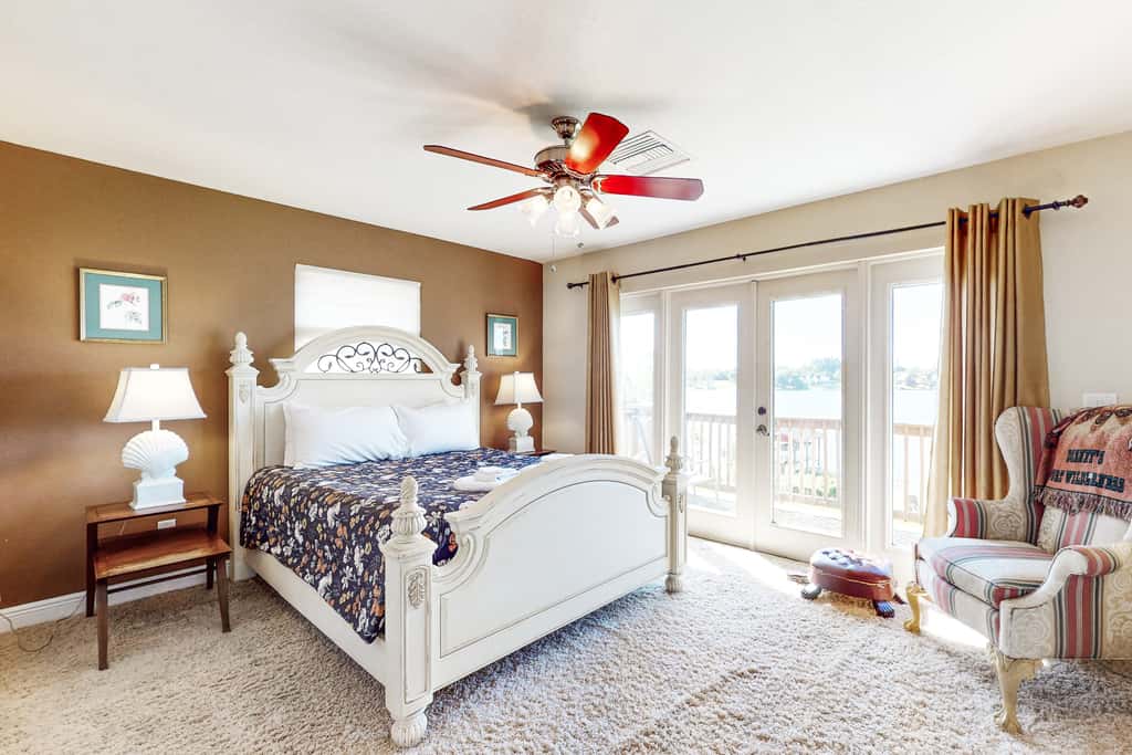 Luxury on Lake June