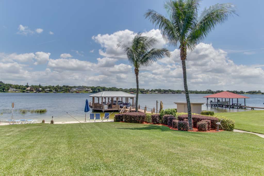 Luxury on Lake June