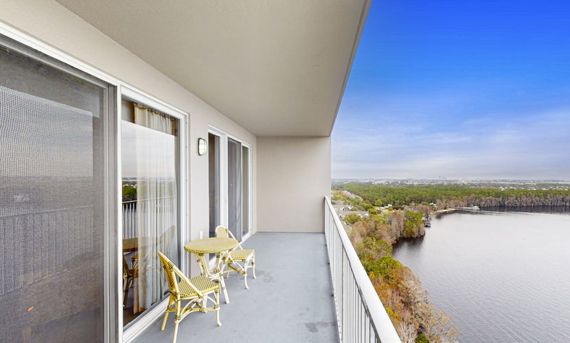 Ideal lakefront escape with lake view, AC, WiFi, pool & hot tub near attractions