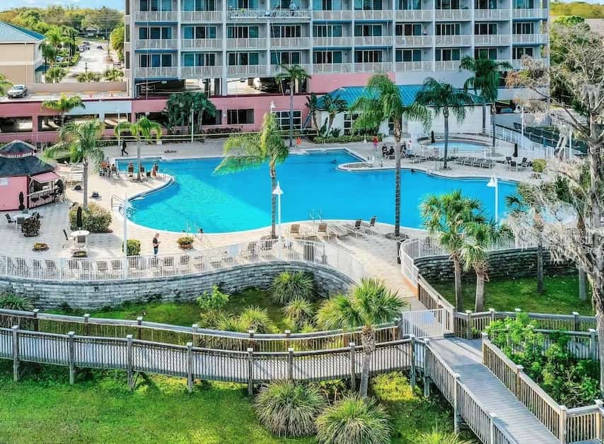 Charming home boasting waterfront views with pool and wifi