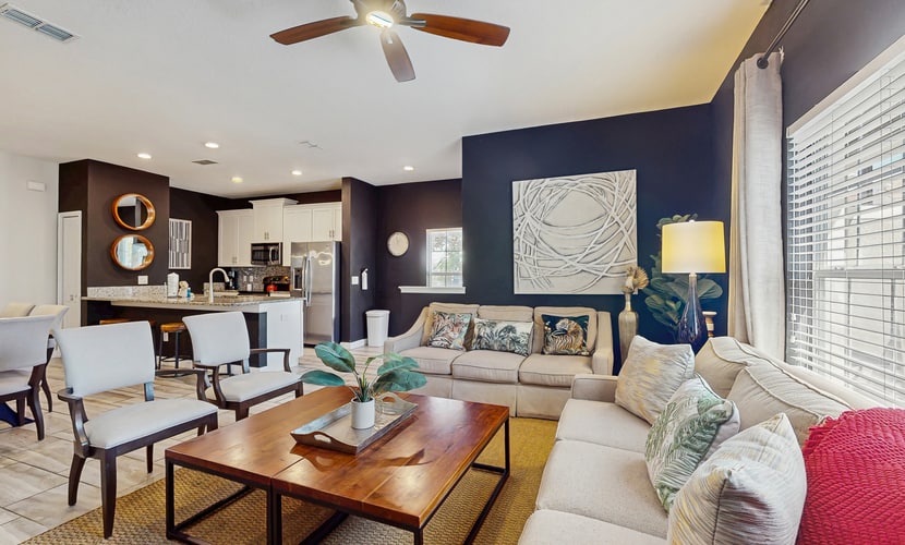 Stylish townhouse with a private pool & lanai plus clubhouse amenities