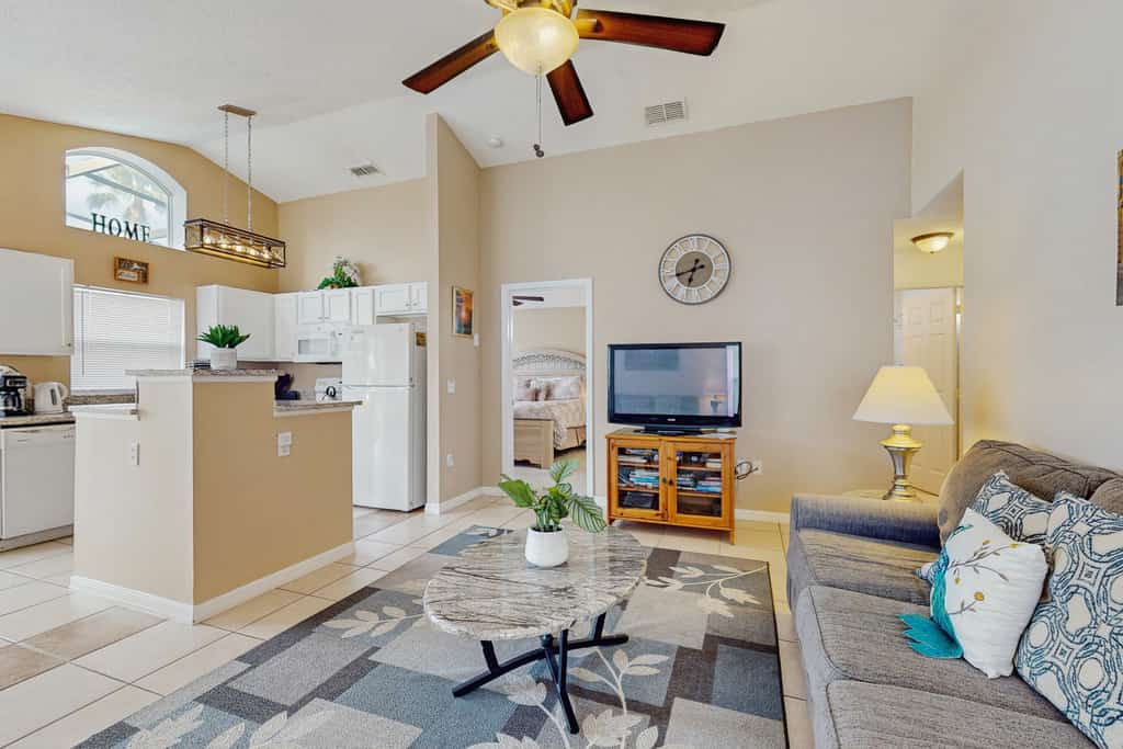 Charming home with private pool and space for the whole family