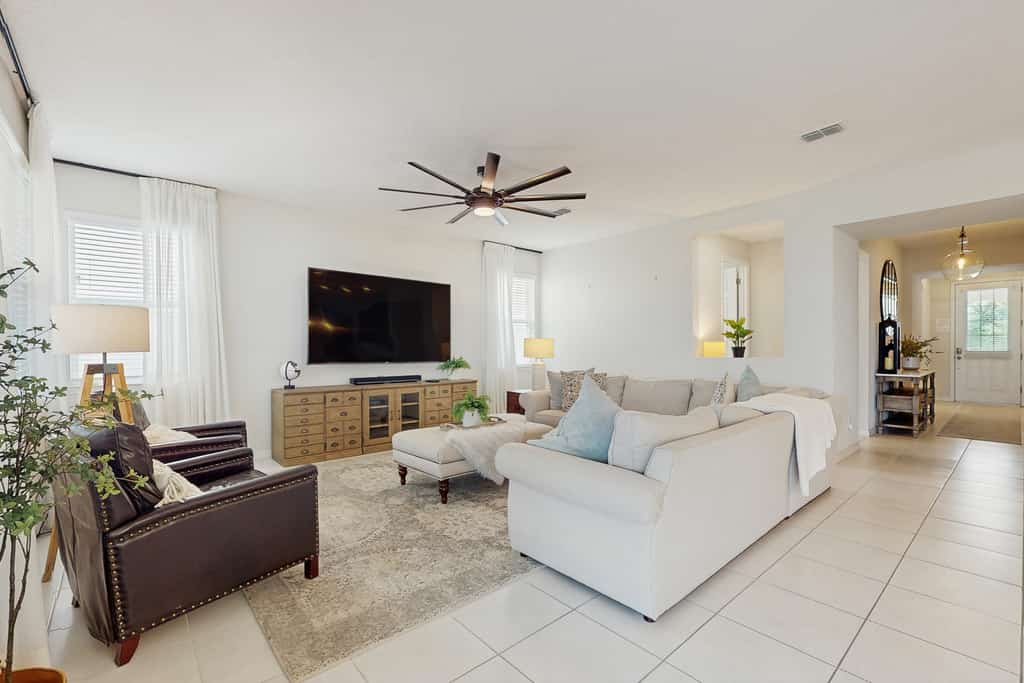Beautiful home with private pool and space for the whole family