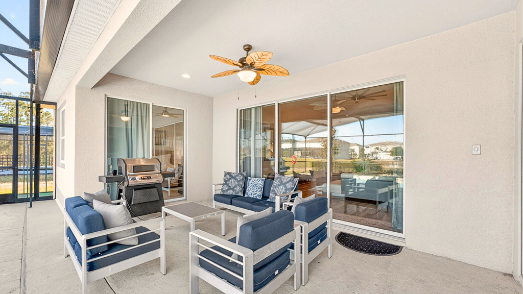 Lakeside Living