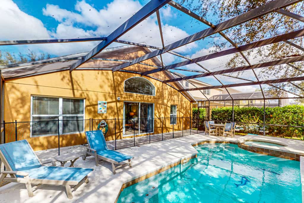 Spacious home with private pool & resort amenities - 5 miles from Disney World