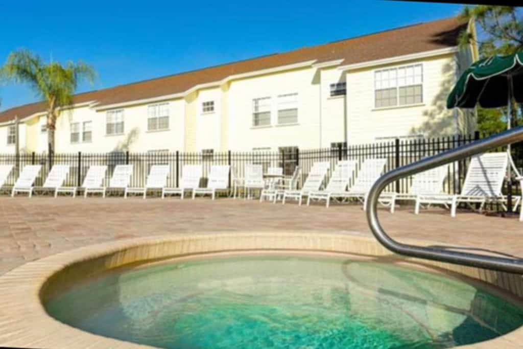 Dog-friendly retreat with hot tub, outdoor pool, & tennis court - great location