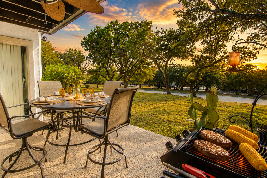 Cozy Texan Charm