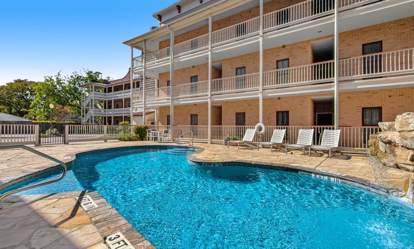 3BR Riverfront Condo | Balcony | Pool | W/D | Snowbirds Welcome