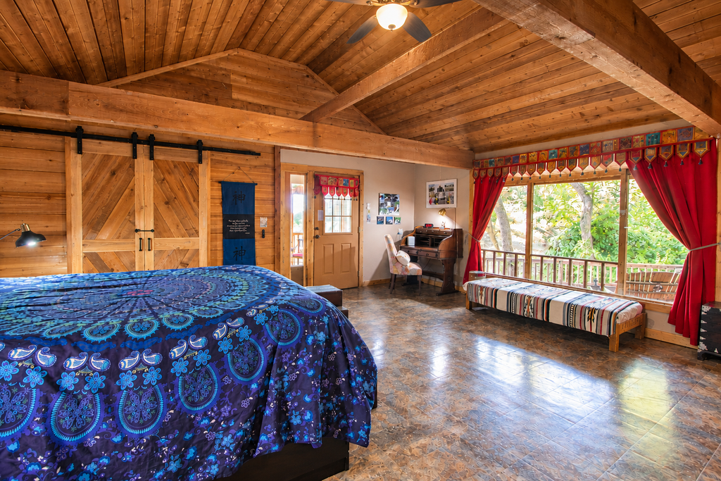 Creekside Casita