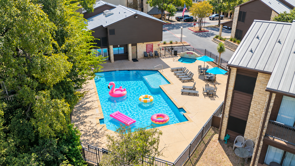 Camp Warnecke Estates Unit B104