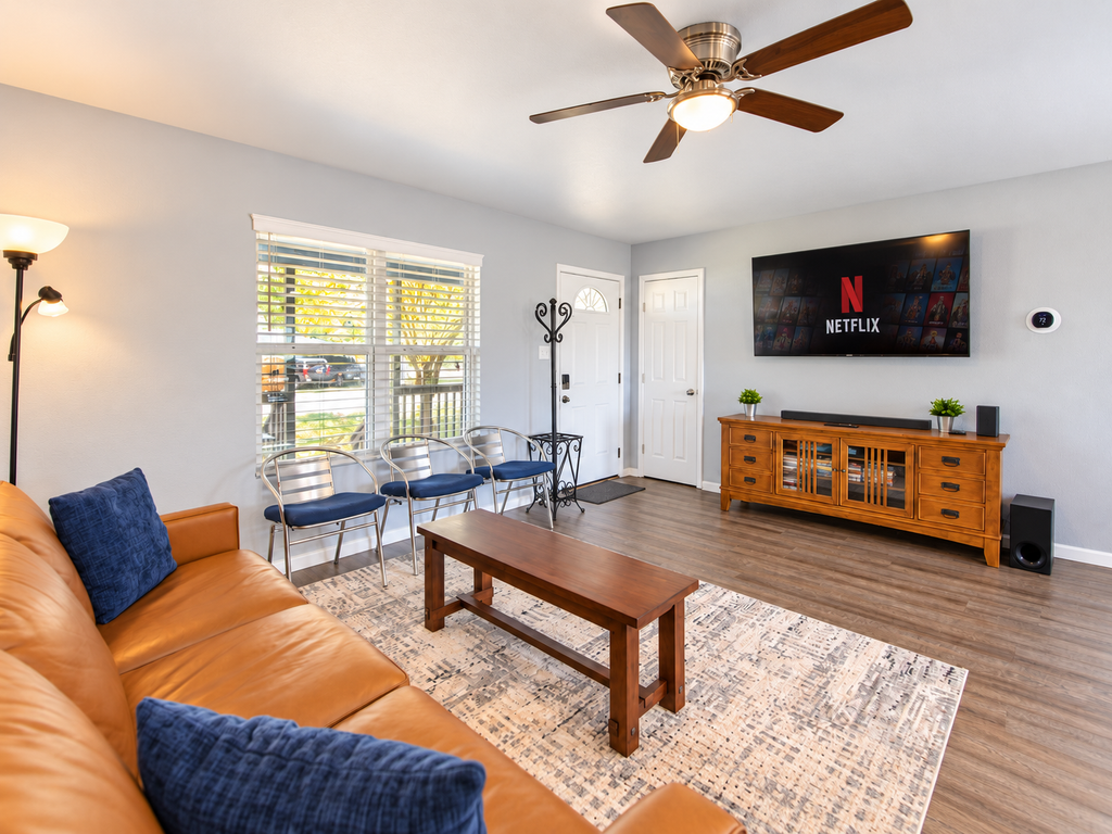 Fully updated home with deck, gorgeous views, about 30 minutes from downtown
