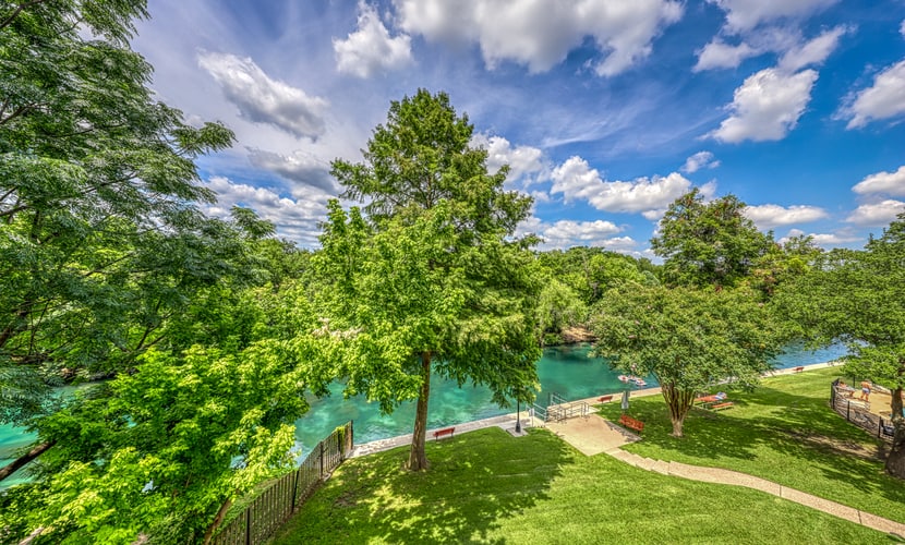 Pool, Jacuzzi | Walk to Downtown New Braunfels
