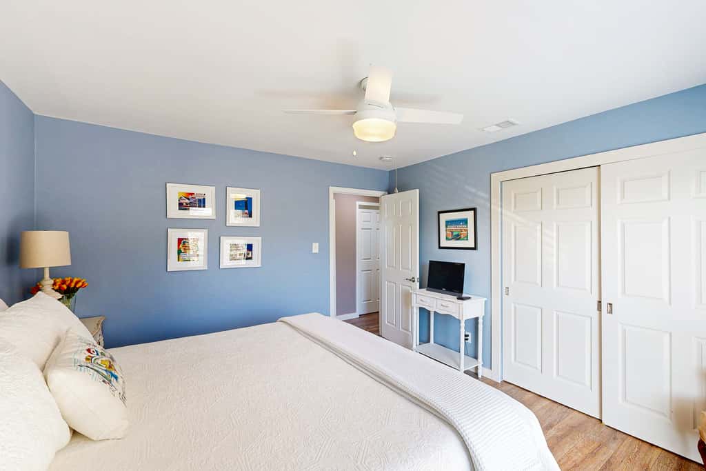 Three King Beds, Private Pool And Dog Friendly