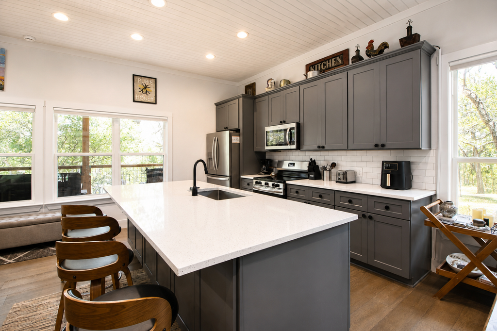 Frontier Ranch Retreat & Cabin
