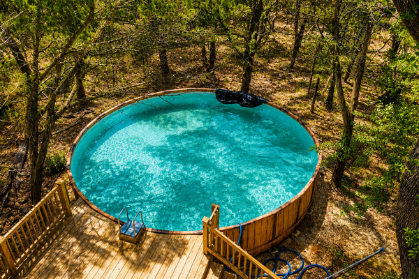 Modern Hill Country house w/kitchen, private pool/hot tub & great outdoor space