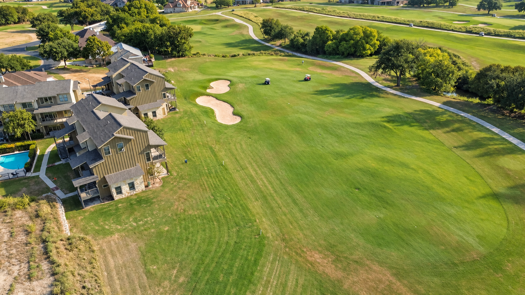 Golfer's Paradise
