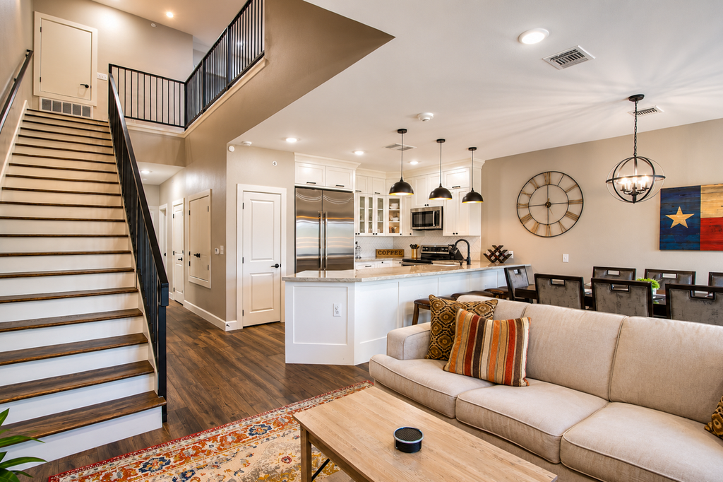 Gruene Luxury on the Guadalupe #303