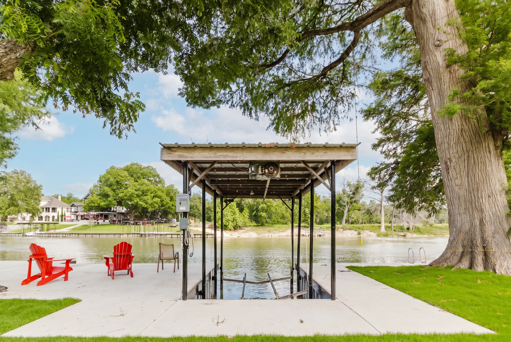 Waterside Haven
