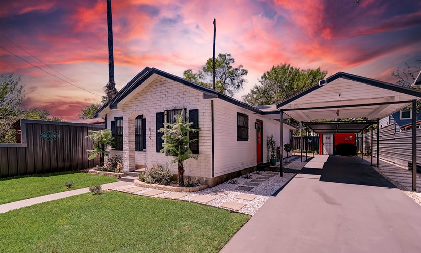 Picture Your Stay | Beautifully renovated home